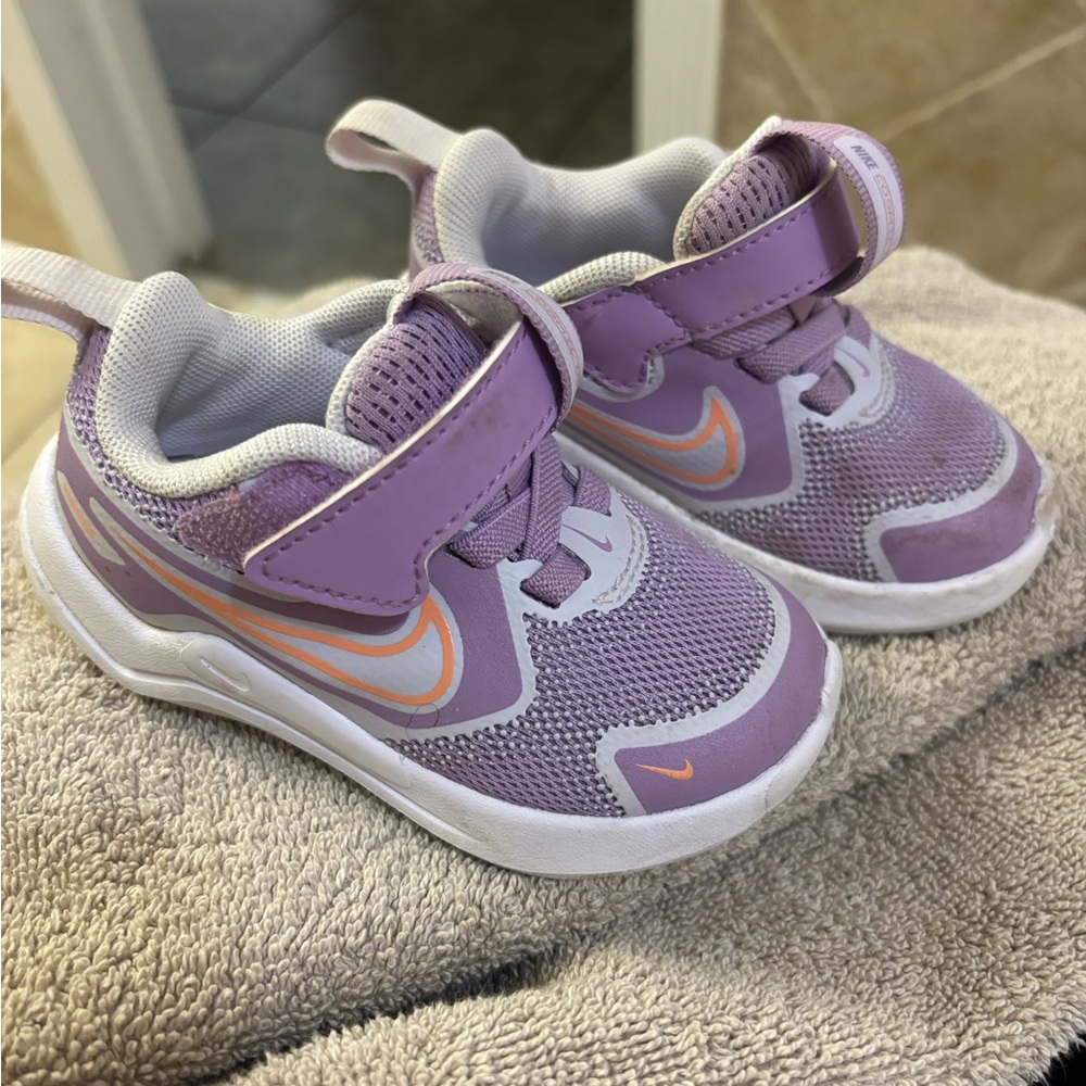 Nike Baby Sneakers – Lavender/Orange – Size 5C